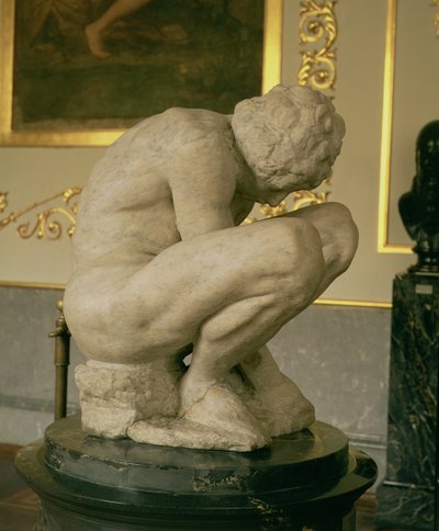 しゃがむ少年、1530-34年頃（大理石）（226974も参照） 作： Michelangelo Buonarroti